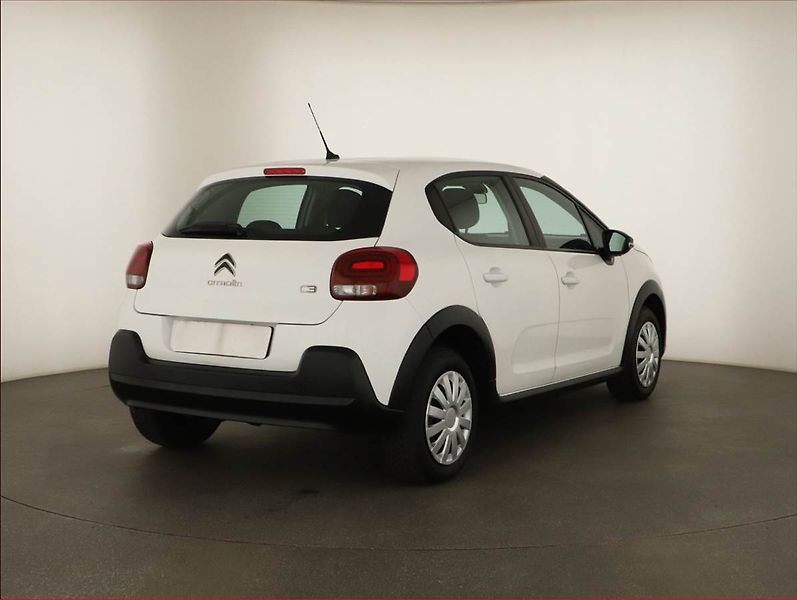Citroën C3 (2021) 1.2 PureTech, ČR,1.maj - fotka 5 z 12