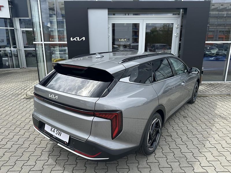 Kia K4 Sportswagon (2026) 1.6 T-GDi 7DCT 132 kW TOP - fotka 3 z 6
