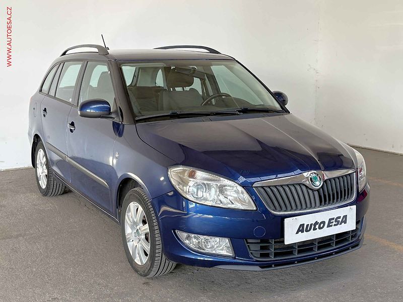 Škoda Fabia (2012) 1.2 tsi, ČR, autoAC - fotografie inzerátu