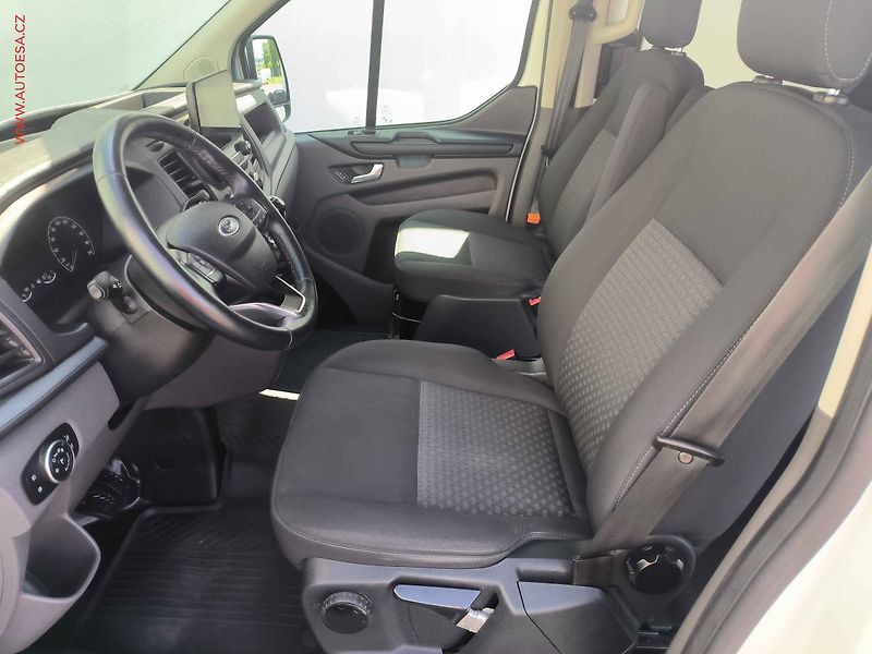 Ford Transit Custom (2021) 2.0TDCi L2H1 5míst, Bixen - fotka 9 z 23