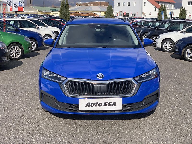 Škoda Octavia (2020) 2.0 TDi, LED, navi - fotka 2 z 21