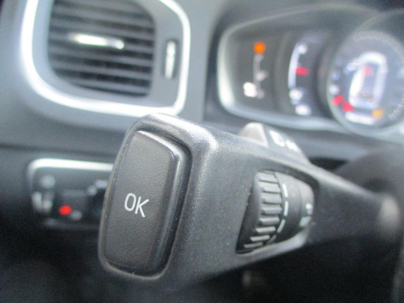 Volvo V60 D5 AWD Polestar - fotka 22 z 39