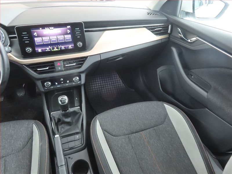 Škoda Scala (2023) 1.0 TSI, ČR,1.maj, Tempomat - fotka 8 z 16