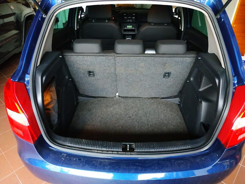 Škoda Fabia 1.2 /51kW.....73997 km  ČR - fotka 15 z 58
