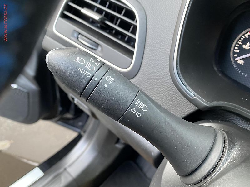 Renault Mégane (2019) 1.3 TCe, GT Line, AT, LED - fotka 15 z 19