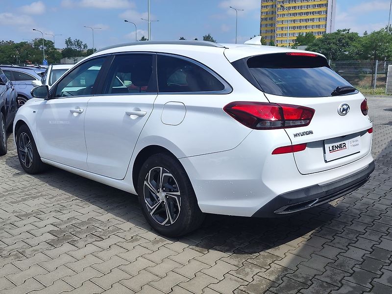 Hyundai i30 1.5 T-GDI/117kW Family Smart - fotka 7 z 29