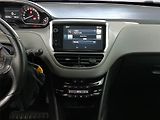 Peugeot 208 (2016) 1.2 PureTech, Navi, Tempomat - náhled 9