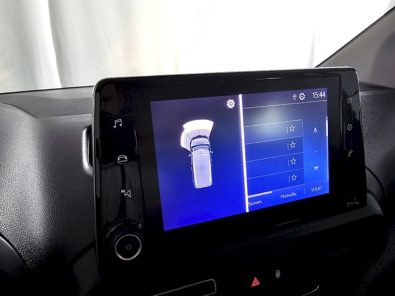 Toyota ProAce City Verso (2024) 1.2T 110k FAMILY SHORT 7S TAŽN - fotka 10 z 30