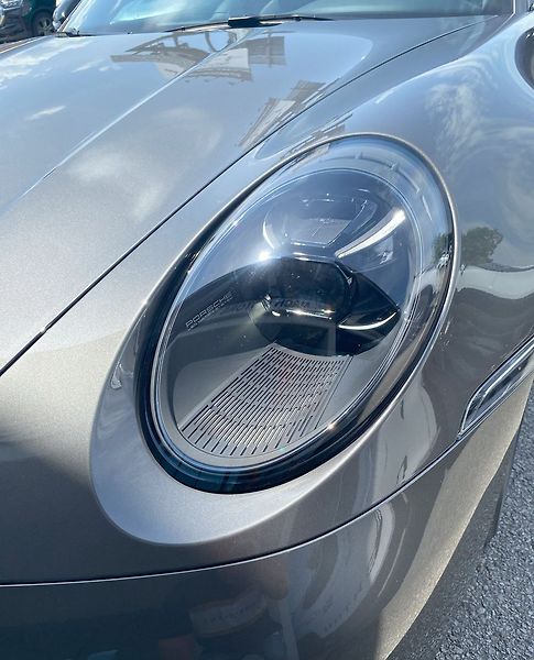 Porsche 911 (2024) Carrera 4 GTS Panorama - fotka 15 z 32