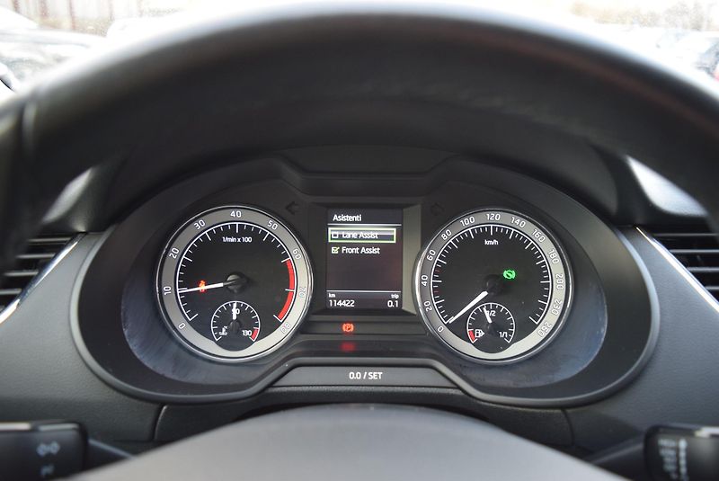 Škoda Octavia (2020) 1.5TSI 110kw AMBITION DSG KAM - fotka 30 z 44