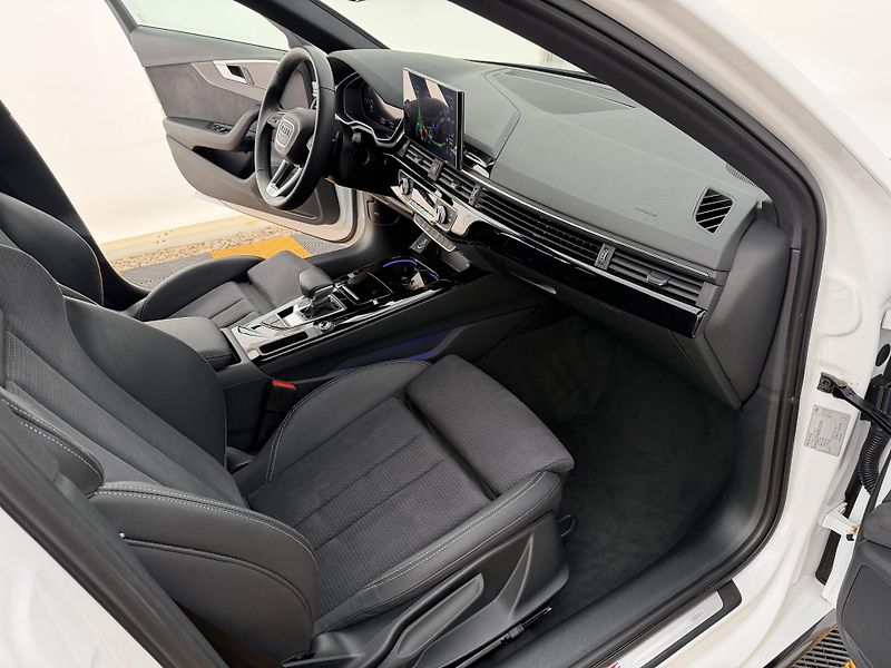 Audi A4 2.0Tdi*150kw*CZ*1MAJ*DPH*S-Lin - fotka 18 z 40