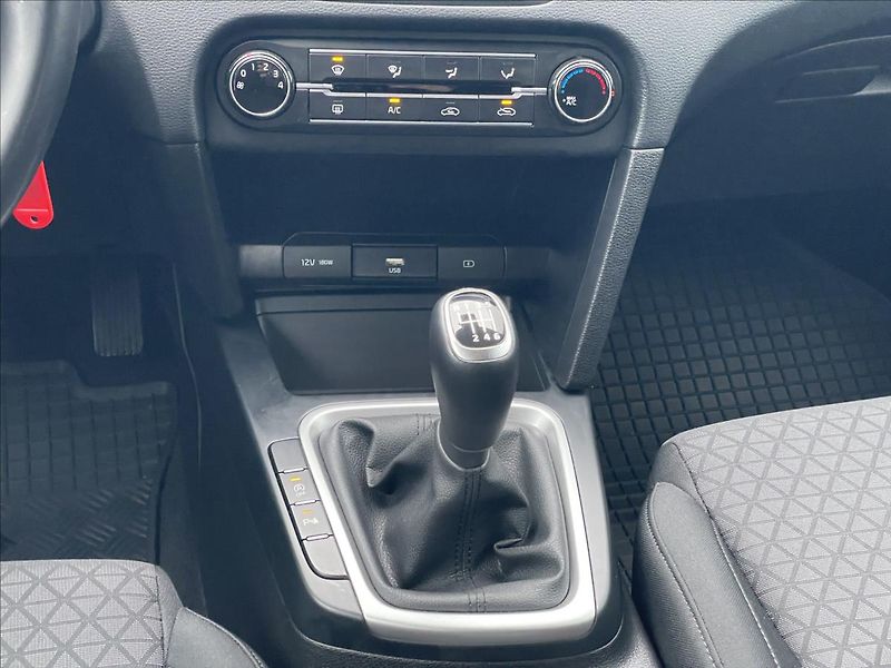 Kia Ceed 1,0 T-GDI SW Fresh PDC+AC - fotka 12 z 21