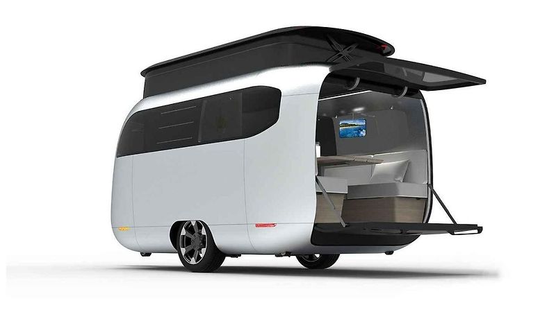 Koncept obytného přívěsu Travel Trailer od firmy Airstream vznikl ve spolupráci s renomovaným designérským studiem F. A. Porsche.