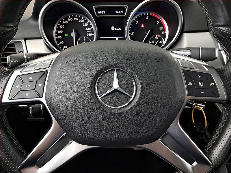 Mercedes-Benz Třídy M (2012) ML 350 BlueTEC, 4X4, Automat - fotka 15 z 21