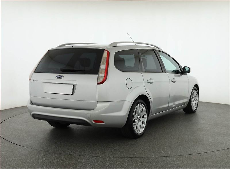 Ford Focus (2009) 1.6 16V, Serv.kniha, nová STK - fotka 5 z 15