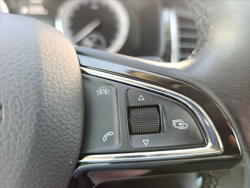Škoda Kodiaq 2,0 TDi DSG 4x4 7Míst 1maj.ČR - fotka 32 z 43