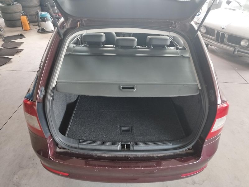 Škoda Octavia (2010) 1,6TDI,77KW,DSG,ALU,NAVI - fotka 11 z 29