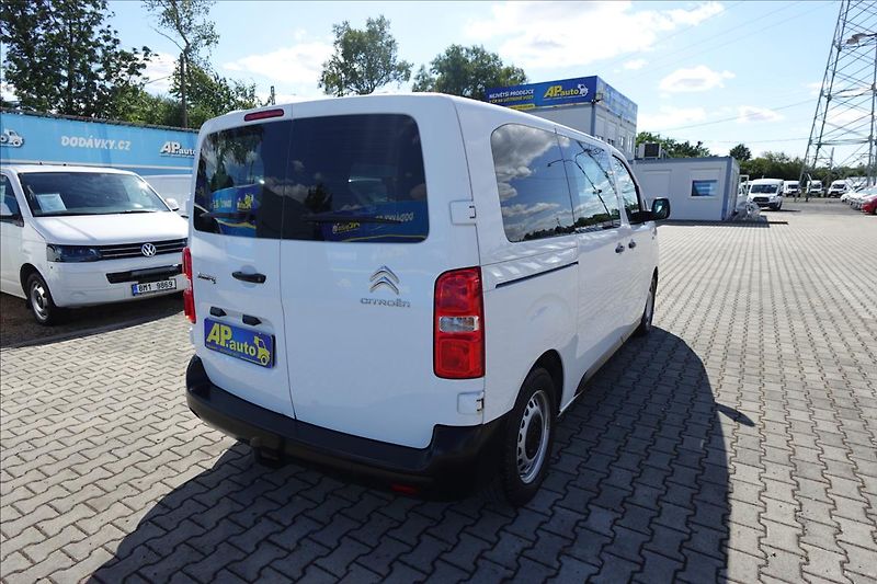 Citroën Jumpy 2,0 HDi  L2H1 6MÍST KLIMA SERV - fotka 9 z 39