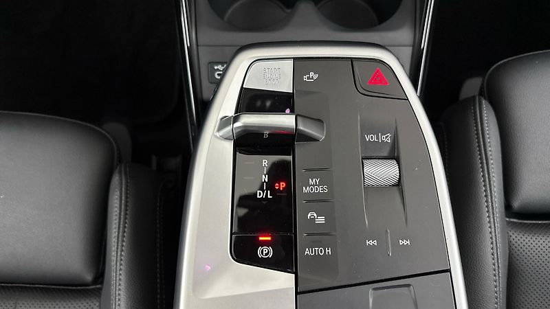 BMW Řada 2 218i AUT Luxury Line - fotka 24 z 27
