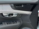 Volvo XC90 (2026) PLUS B5, Head up, Panorama, VZ - náhled 8