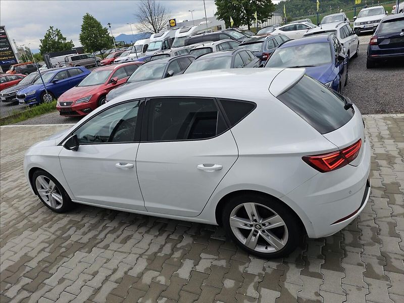 Seat Leon 1,4TSi 110KW FR led NAVI - fotka 9 z 44