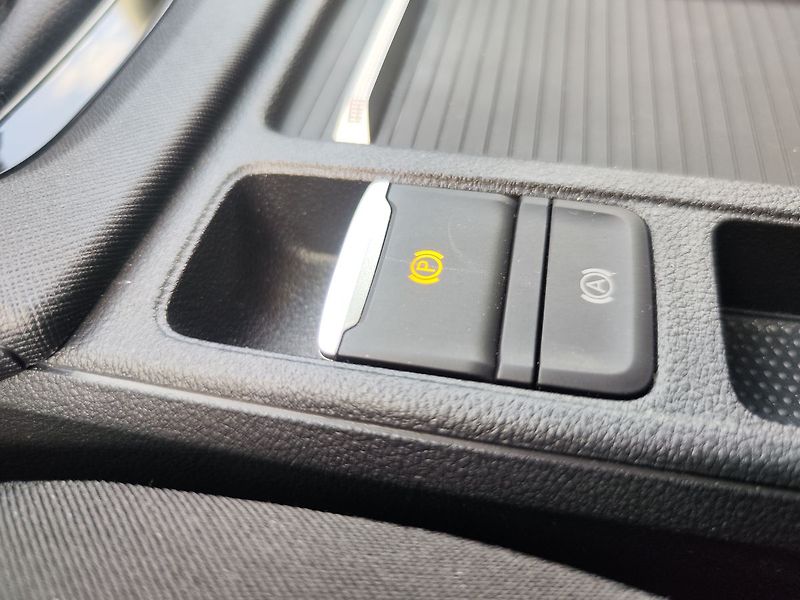 Škoda Octavia 1.5 TSI/85kW Selection - fotka 25 z 32