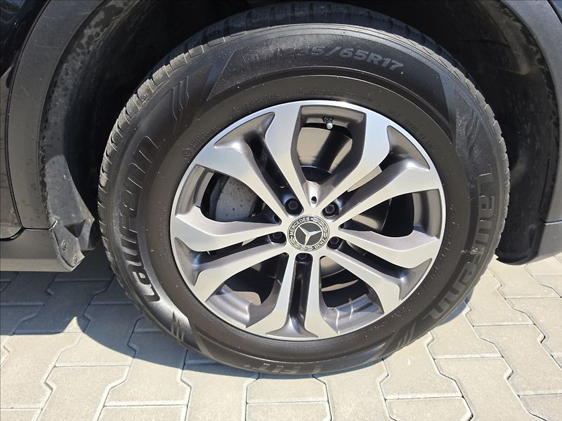Mercedes-Benz GLC 2,0 CRDi 200D 4MATIC NAVI KAME - fotka 36 z 41
