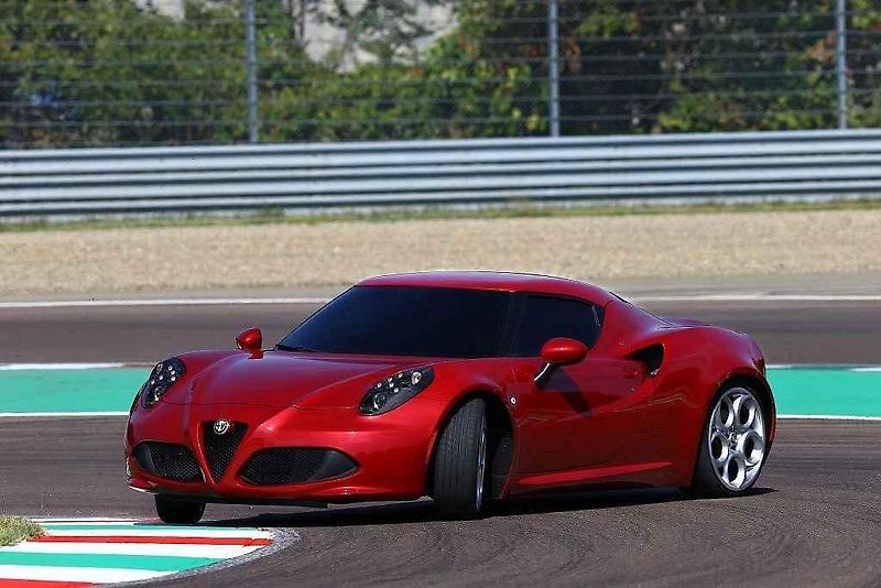 Alfa Romeo 4C.