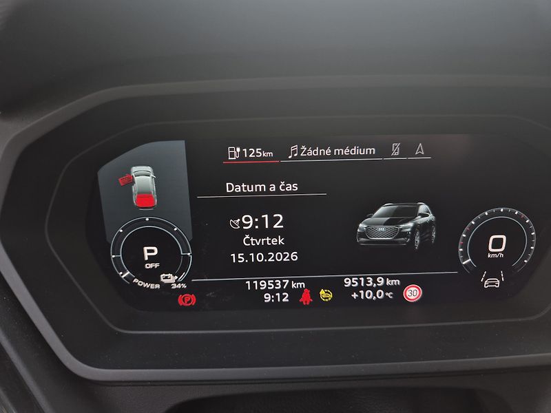 Audi Q4 e-tron 40 150kw 19ALU TZ  SOH 95% - fotka 5 z 5
