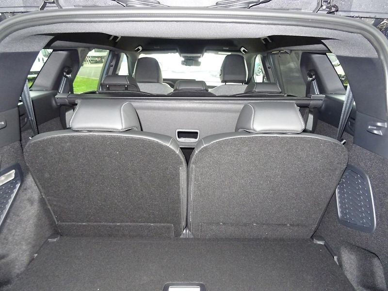 Peugeot 5008 (2024) e-GT 157 kW/210k (Bat. 73kWh) - fotka 54 z 60