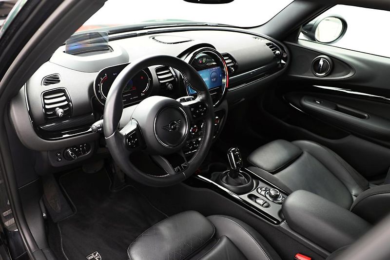 Mini Clubman Cooper D - fotka 8 z 14