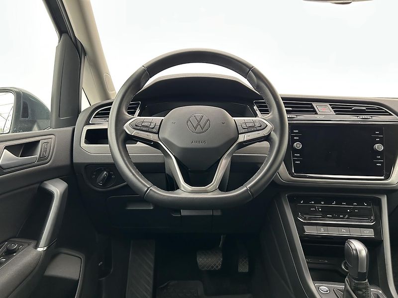 Volkswagen Touran 2.0 TDi Marathon  edition - fotka 19 z 26
