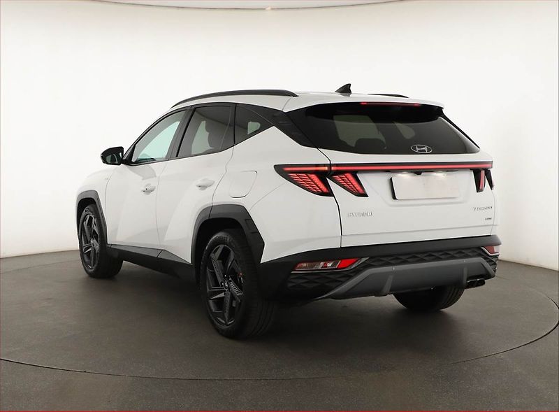 Hyundai Tucson (2024) 1.6 T-GDI 48V MHEV - fotka 4 z 27