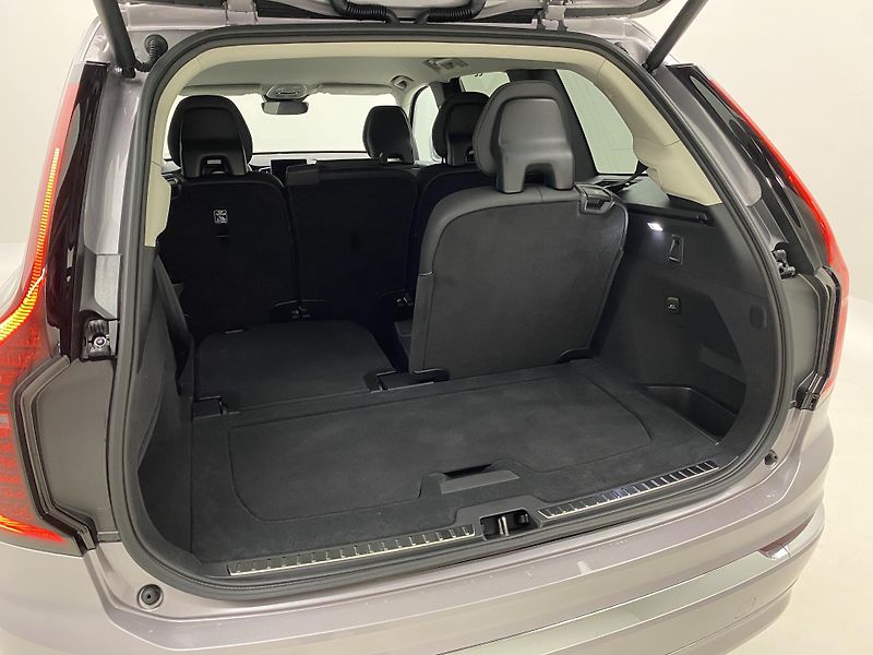 Volvo XC90 (2026) T8 AWD Plug-in BRIGHT PLUS 7m - fotka 22 z 73
