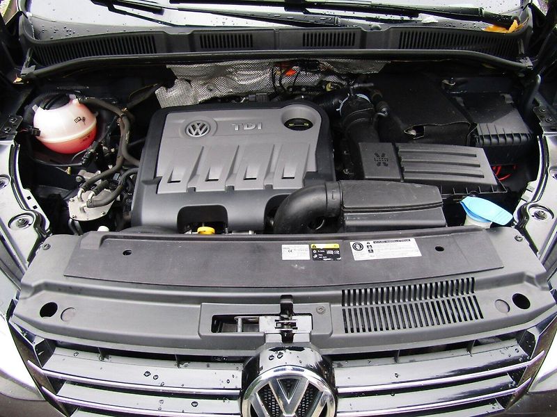 Volkswagen Sharan (2015) 2.0 TDI 100kW  CAR-PASS - fotka 35 z 40