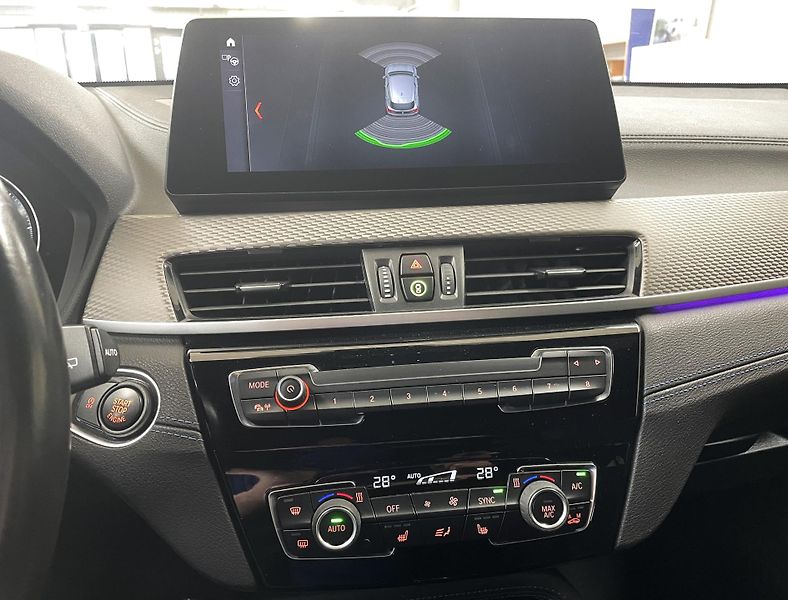 BMW X2 20d,XDRIVE,MPaket,HeadUp,1.Maj - fotka 20 z 37