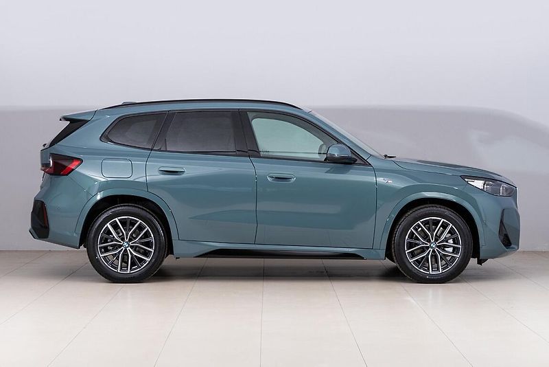 BMW X1 xDrive23d - fotka 2 z 13