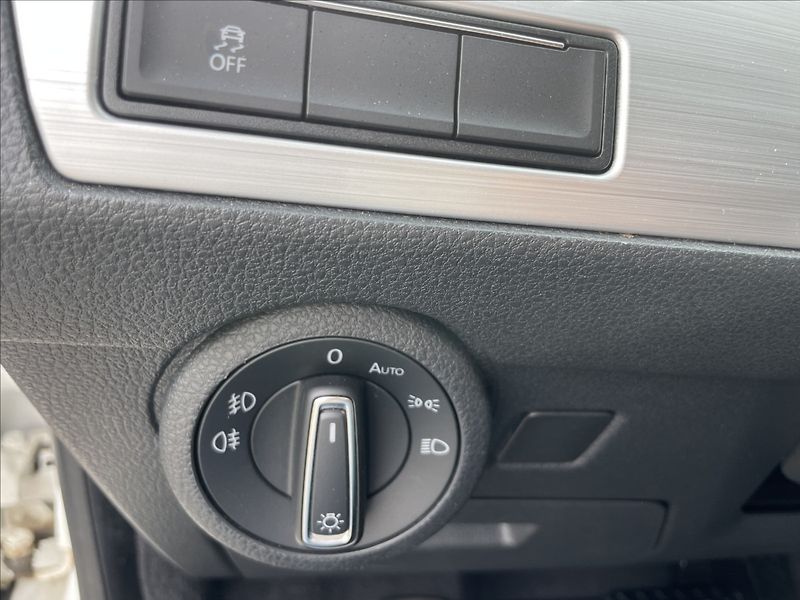 Volkswagen California 2,0 TDi 146kw 4Motion CZauto 1 - fotka 24 z 39