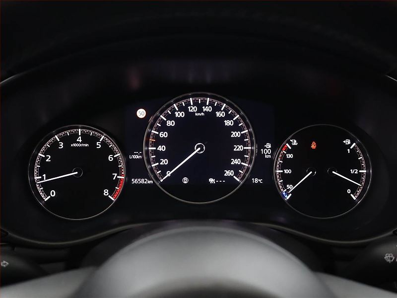 Mazda 3 (2021) 2.0 Skyactiv-X - fotka 9 z 20