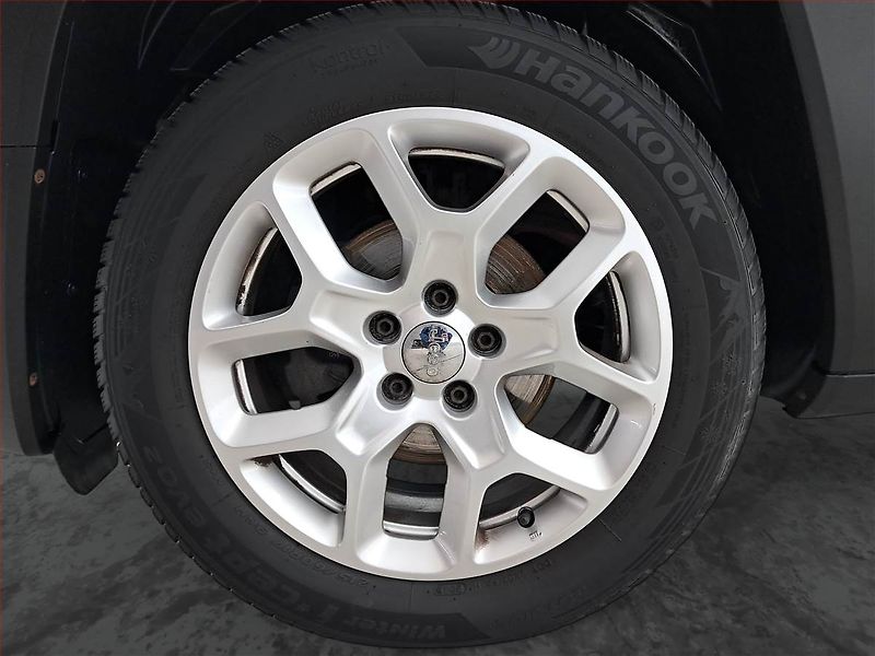 Jeep Renegade (2015) 1.6 MultiJet, Serv.kniha - fotka 14 z 17