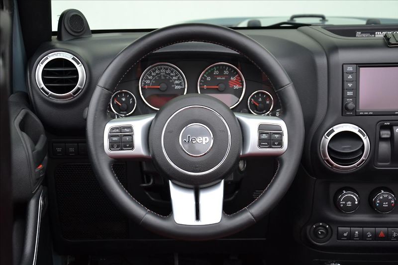 Jeep Wrangler 2.8 CRD/10th-Anniversary/CZ - fotka 25 z 49