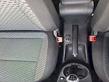 Škoda Fabia (2010) COMBI / 1.2 TSI / 63 kW / AMBI - náhled 18