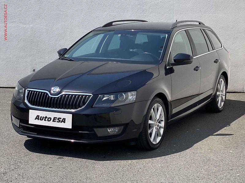 Škoda Octavia (2014) 2.0 TDi, Elegance, DSG - fotka 3 z 18