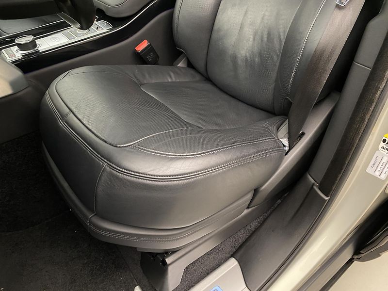 Land Rover Range Rover 4.4 SDV8 AUTOBIOGRAPHY AWD CZ - fotka 24 z 64