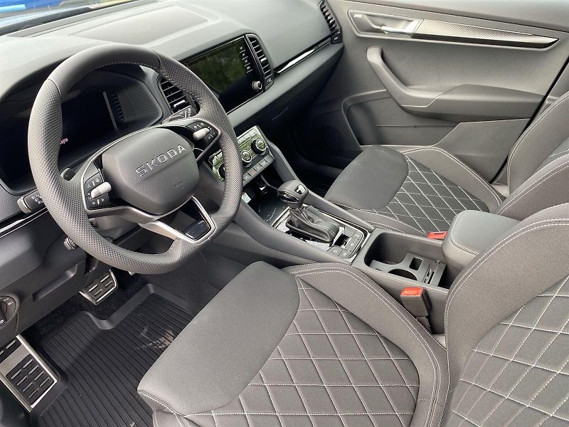 Škoda Karoq (2026) 1,5 TSI 110 kW DSG Sportline - fotka 12 z 32