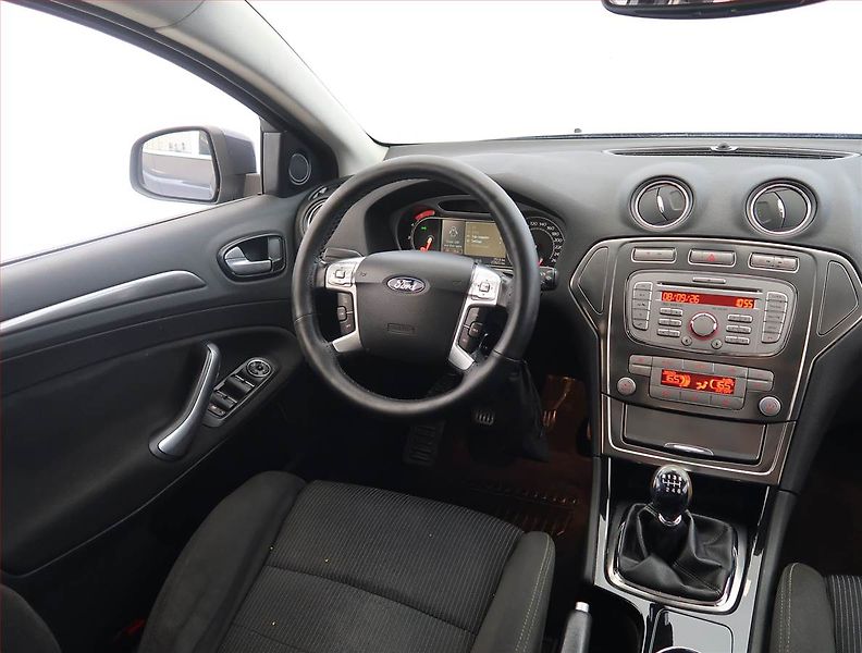 Ford Mondeo (2008) 2.0 TDCi, po STK, Tažné - fotka 7 z 18
