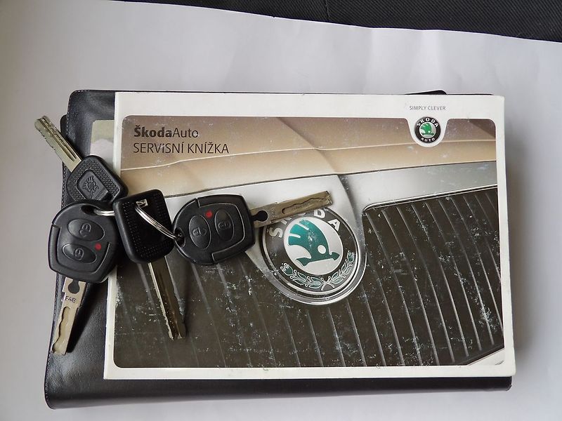 Škoda Fabia 1.2HTP 47kW Klima Tažné ČR - fotka 26 z 28