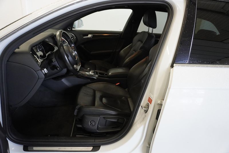 Audi A4 Allroad 2.0 TDi QUATTRO AUTOMAT - fotka 9 z 20