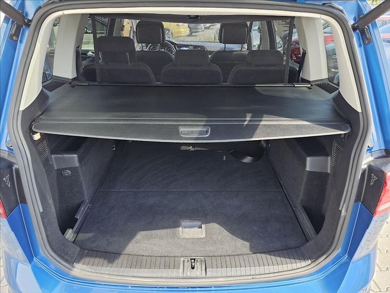 Volkswagen Touran 1,4 TSi 110KW Highline Panoram - fotka 31 z 52