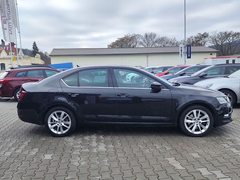 Škoda Octavia 1.8 TSI/132kW Style Plus ČR - fotka 4 z 30